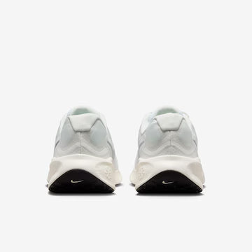 Tênis Nike Revolution 7 – Feminino Elegante
