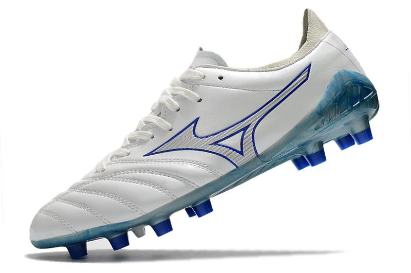 Chuteira Morelia NEO III PRO – Campo Clássico