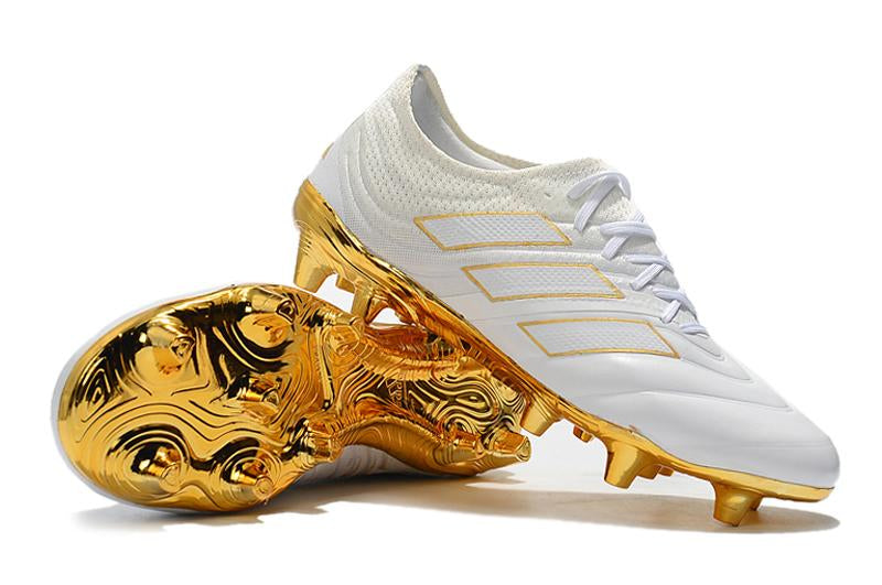 Chuteira Copa 19 – Campo Elegante