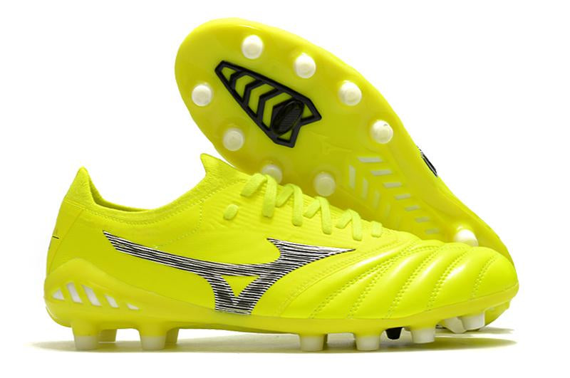 Chuteira MORELIA NEO III – Campo Premium