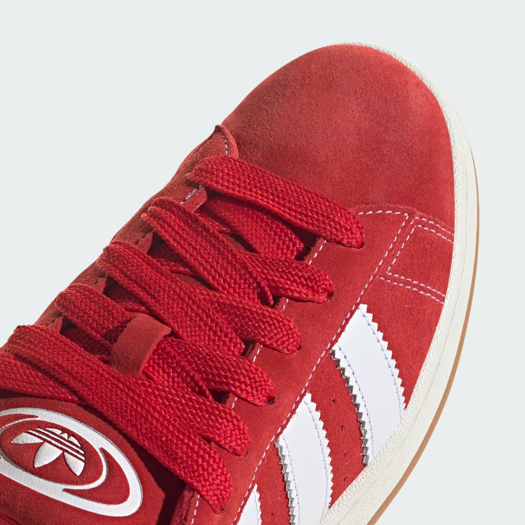 Campus 00s – Red Premium