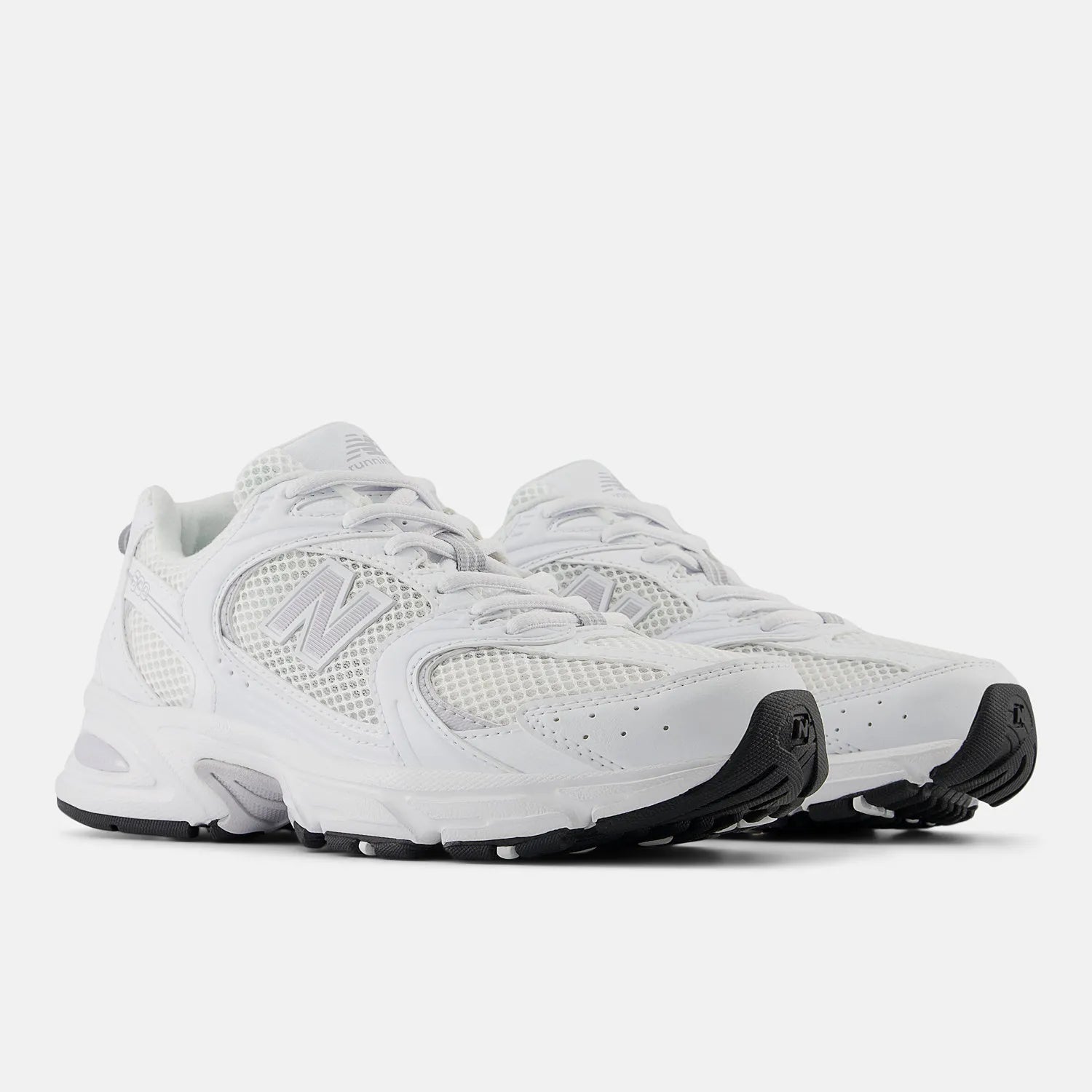 530 Unisex – Branco Clean