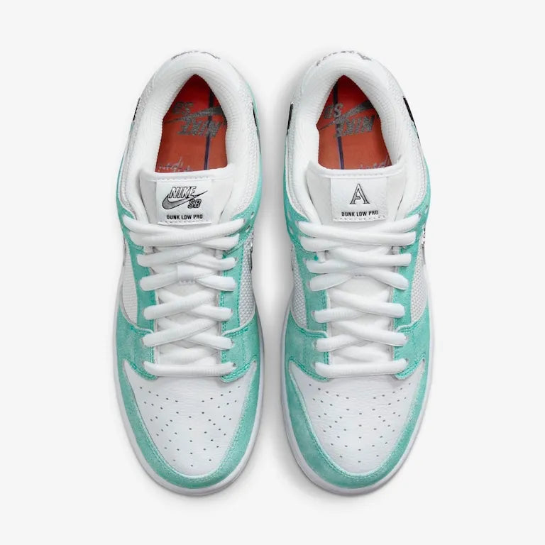 April Skateboards x SB Dunk Low Turbo – Green Exclusivo