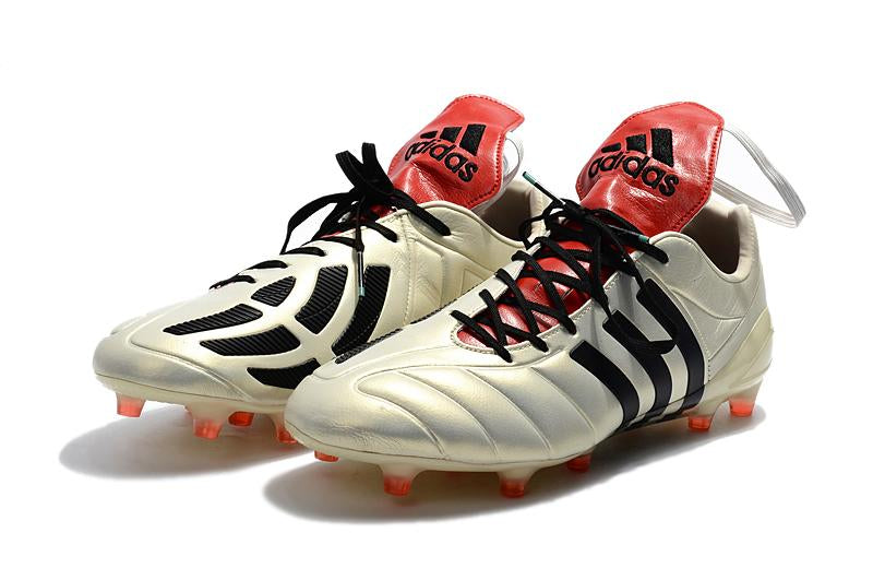 Chuteira Predator Mania Champagne – Campo Elegante