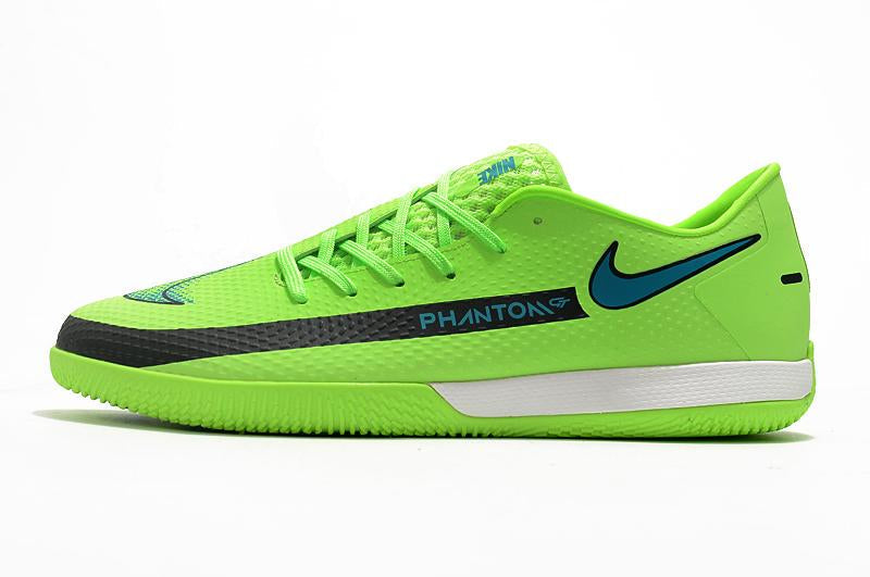 Chuteira React Phantom GT Pro – Futsal Elegante