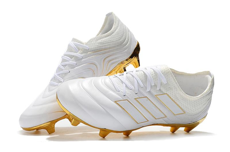 Chuteira Copa 19 – Campo Elegante