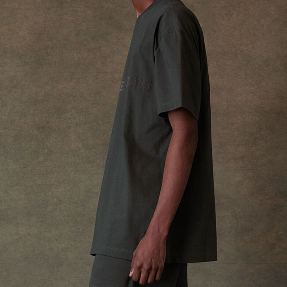 Camiseta Fear Of God Essentials Off – Black Confortável