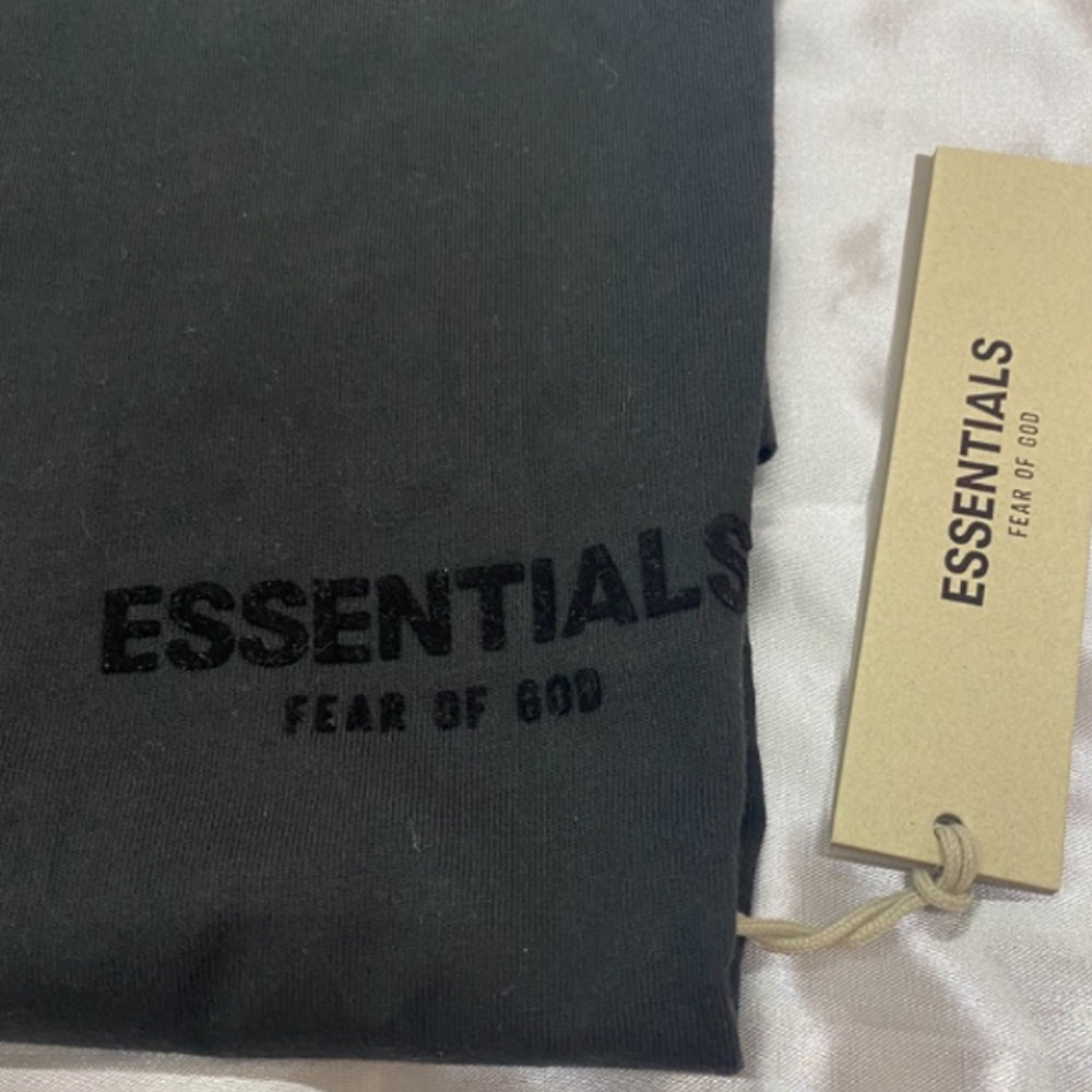 Camiseta Fear Of God Essentials Stretch Limo SS22 – Premium