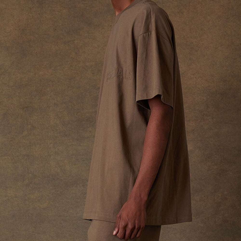 Camiseta Fear Of God Essentials – Wood Elegante