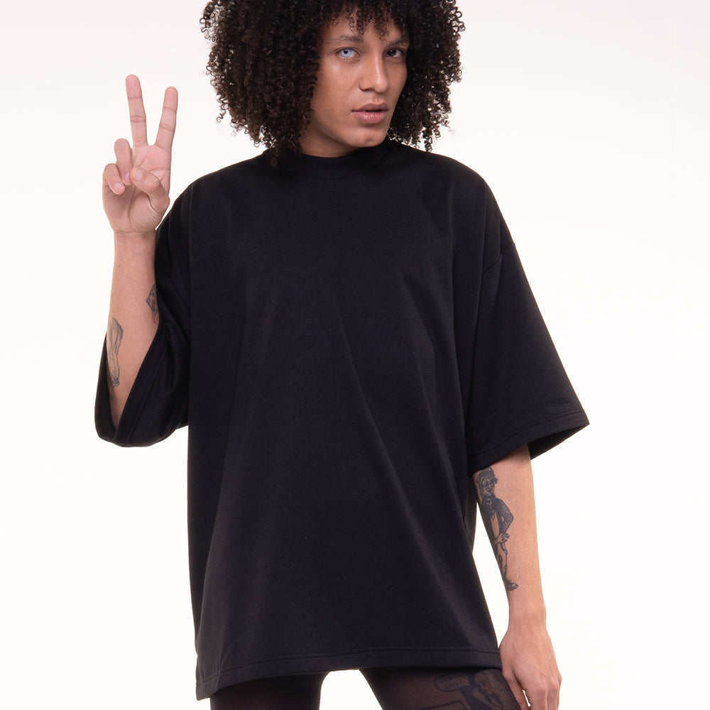 Camiseta Individu Oversized – Black Elegante