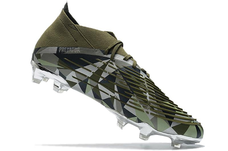 Chuteira Predator Edge 1 – Campo Clássico