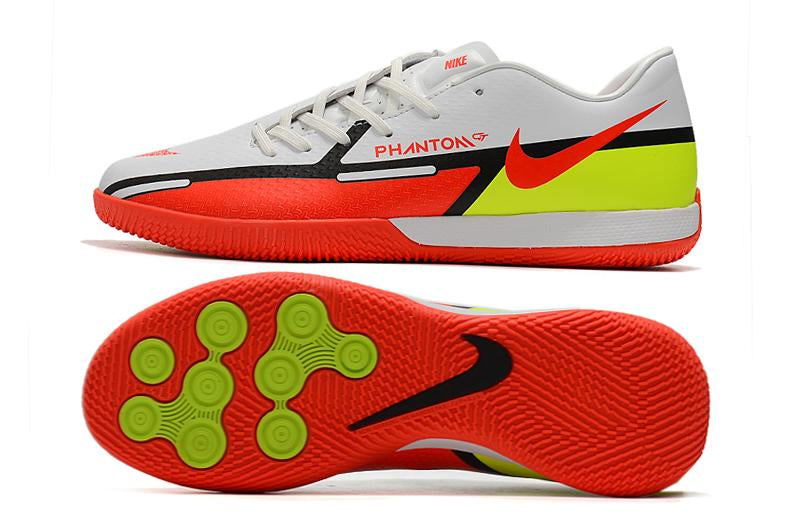 Chuteira React Phantom GT Pro – Futsal Elegante