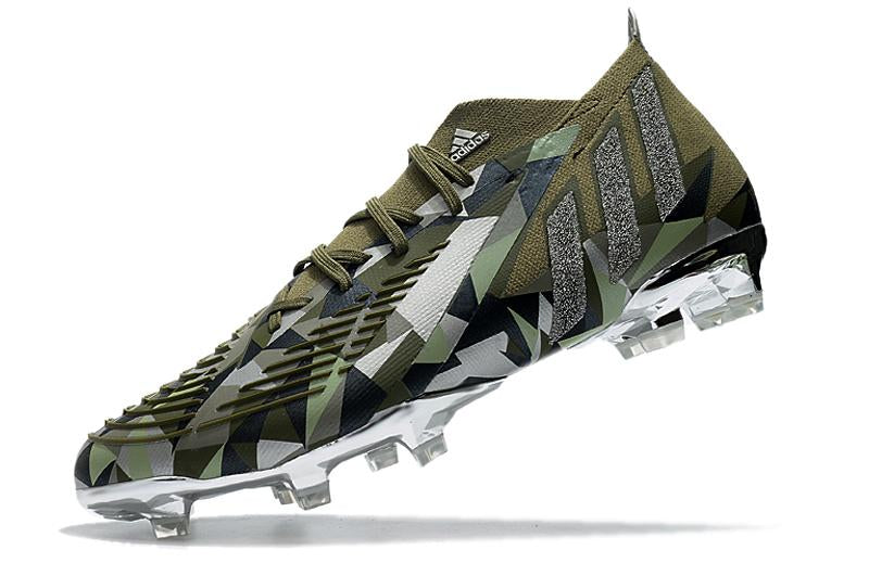 Chuteira Predator Edge 1 – Campo Clássico