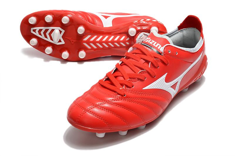 Chuteira Morelia NEO III PRO – Campo Clássico