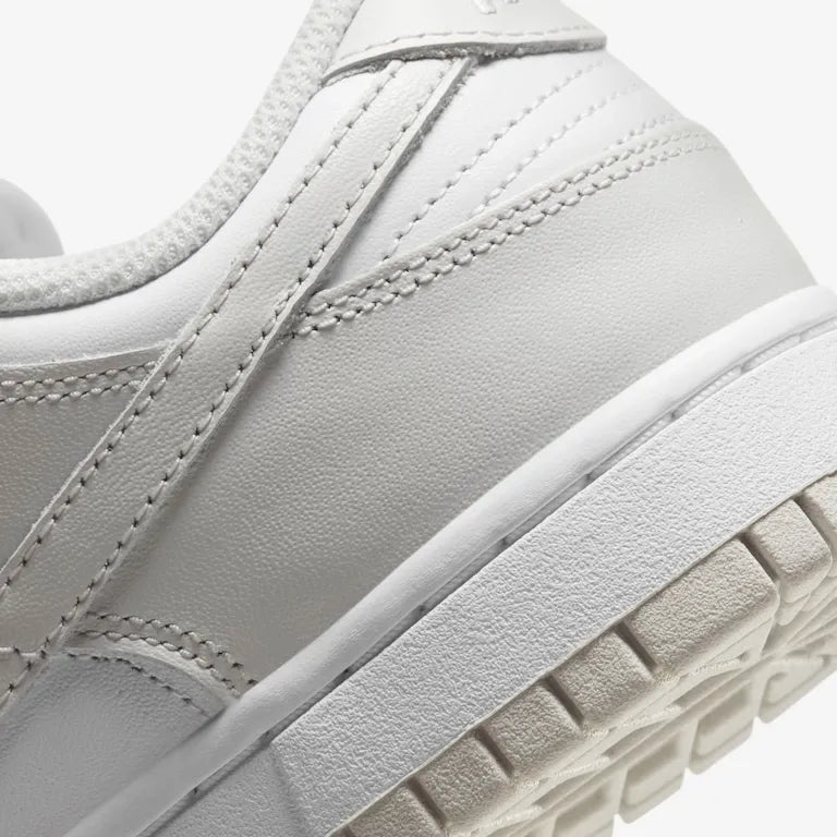 Dunk Low Photon – Dust Exclusivo