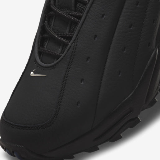 NOCTA x Hot Step Air Terra Triple – Black Exclusivo