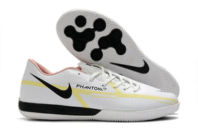 Chuteira React Phantom GT Pro – Futsal Elegante