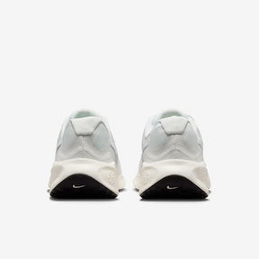 Tênis Nike Revolution 7 – Feminino Elegante