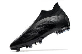 Chuteira Predator Accuracy + – Campo Clássico