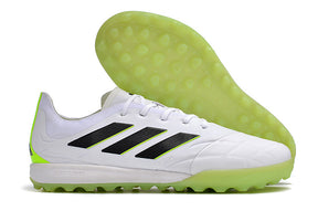 Chuteira Society Copa Pure .3 – Elegante