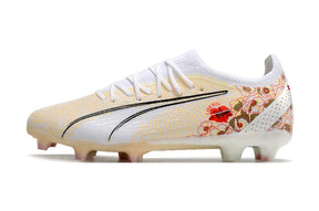 Chuteira Ultra Ultimate – Campo Premium
