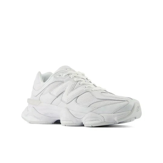 9060 – White Confortável