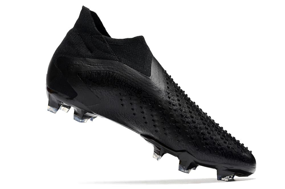 Chuteira Predator Accuracy + – Campo Clássico