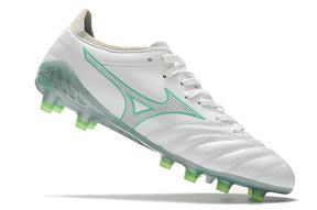 Chuteira Morelia NEO III PRO – Campo Clássico