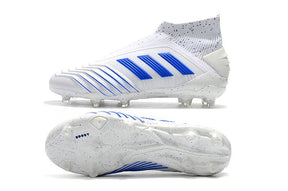 Chuteira Predator 19+ – Campo Elegante