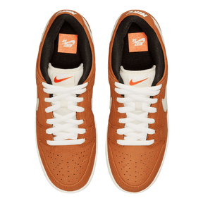 Dunk Low SB Dark – Russet Confortável