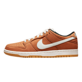 Dunk Low SB Dark – Russet Confortável