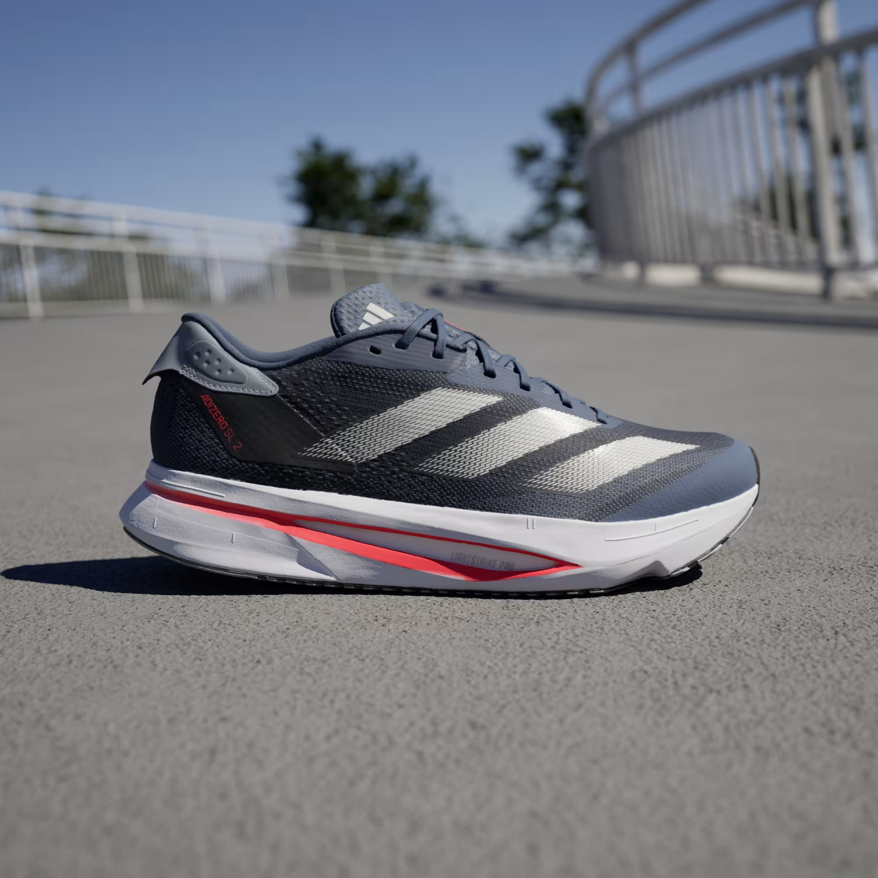 CORRIDA ADIZERO SL2 – METÁLICO Clássico