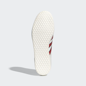 Gazelle Indoor Branco com – Vermelho Vibrante