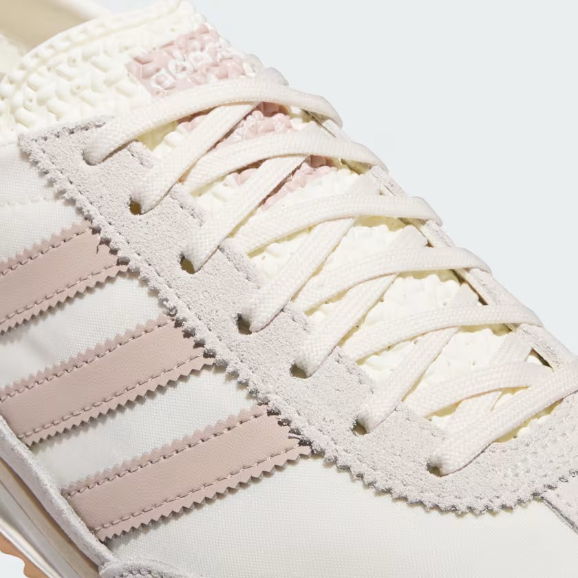 SL 72 – White Elegante