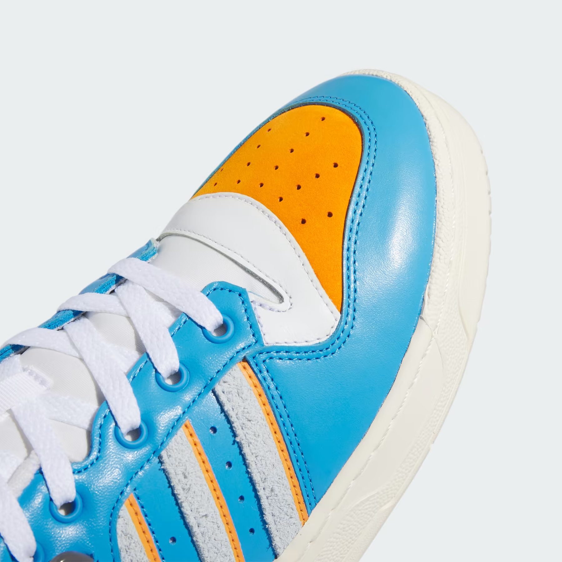 TÊNIS ADIDAS RIVALRY LOW – ITCHY Exclusivo