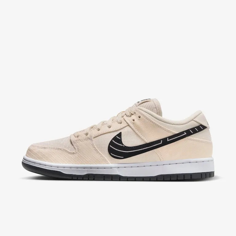 Albino & Preto x SB Dunk Low Pearl – White Clássico