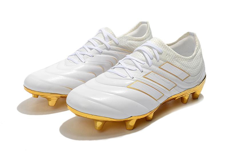 Chuteira Copa 19 – Campo Elegante