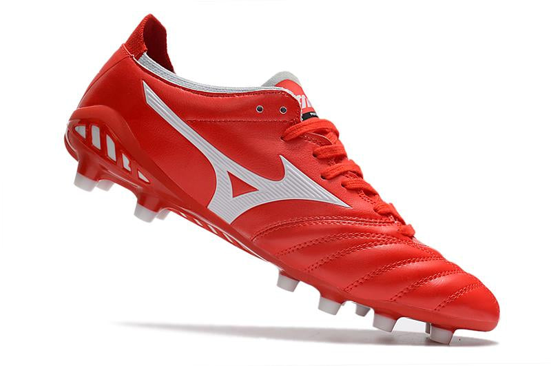 Chuteira Morelia NEO III PRO – Campo Clássico