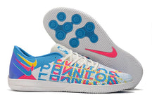 Chuteira React Phantom GT Pro – Futsal Elegante