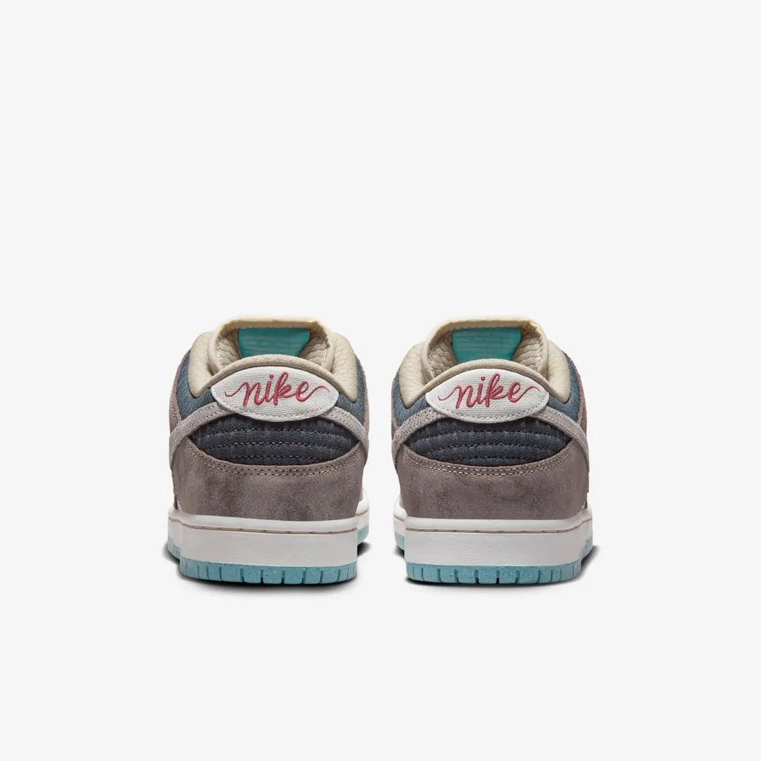 SB Dunk Low Big Money – Savings Confortável