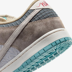 SB Dunk Low Big Money – Savings Confortável