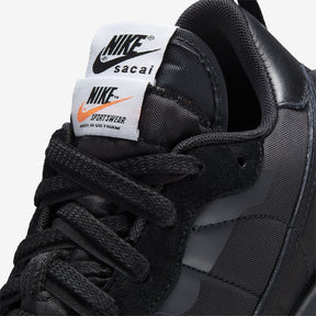 Sacai x VaporWaffle Black and – Gum Clássico