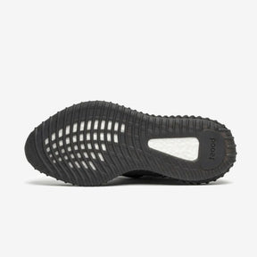 Yeezy Boost 350 V2 – Oreo Confortável