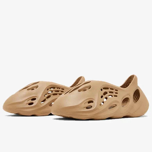 Yeezy Foam Runner Clay – Taupe Elegante